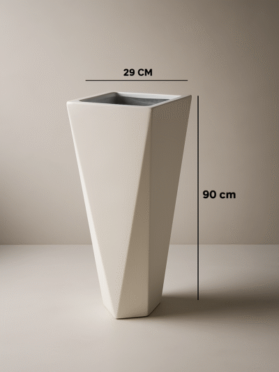 Plamond fiberglass planter