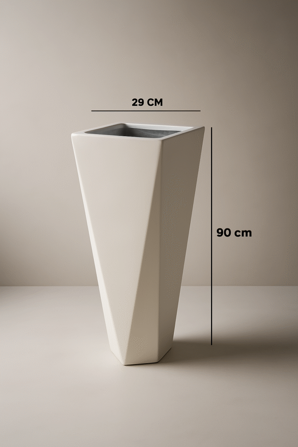 Plamond fiberglass planter