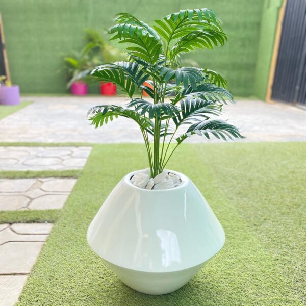 Fiberglass onion vase