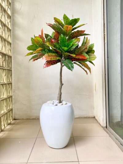 Artificial banyan tree