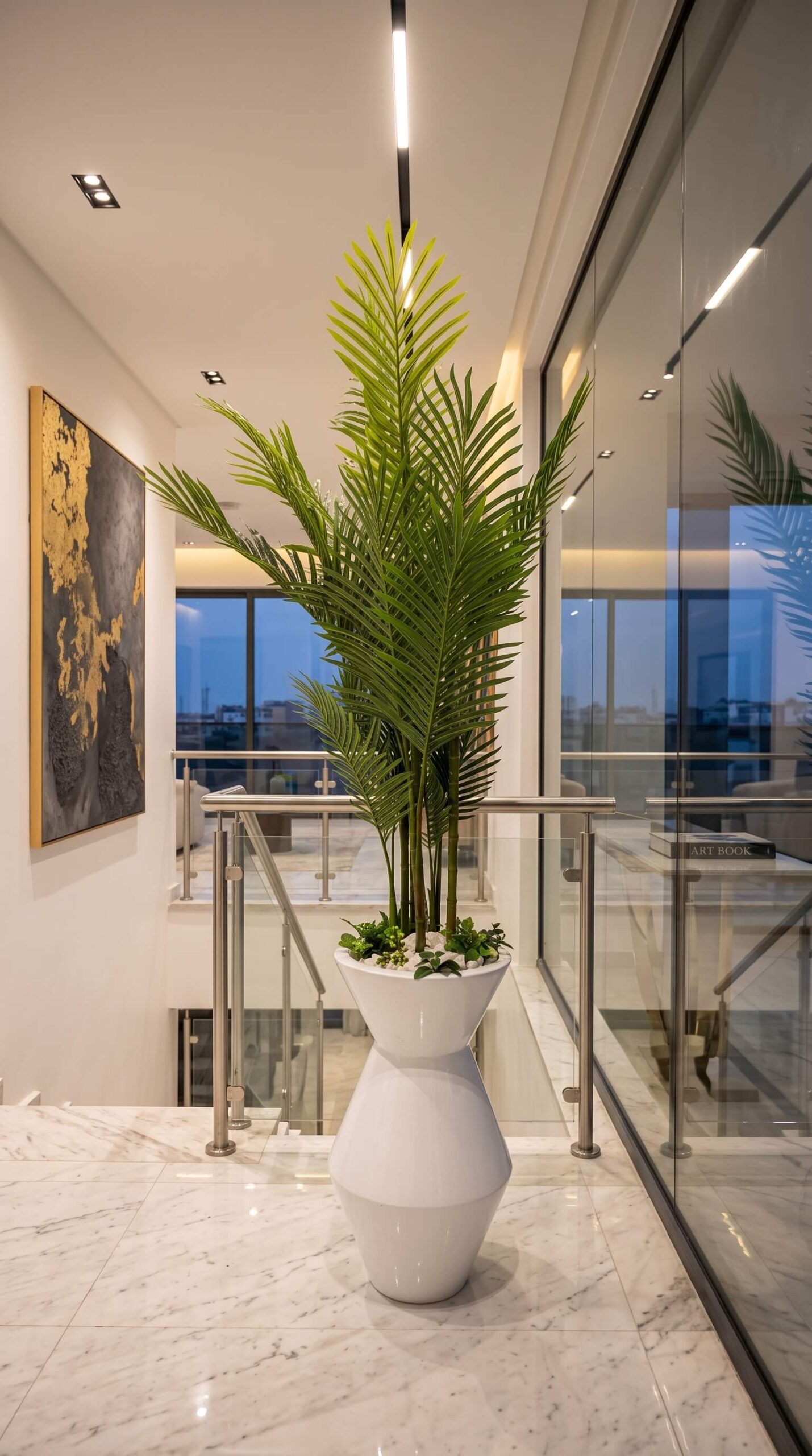 Artificial_palm_tree_in_planter_202608130914 (1) (1)