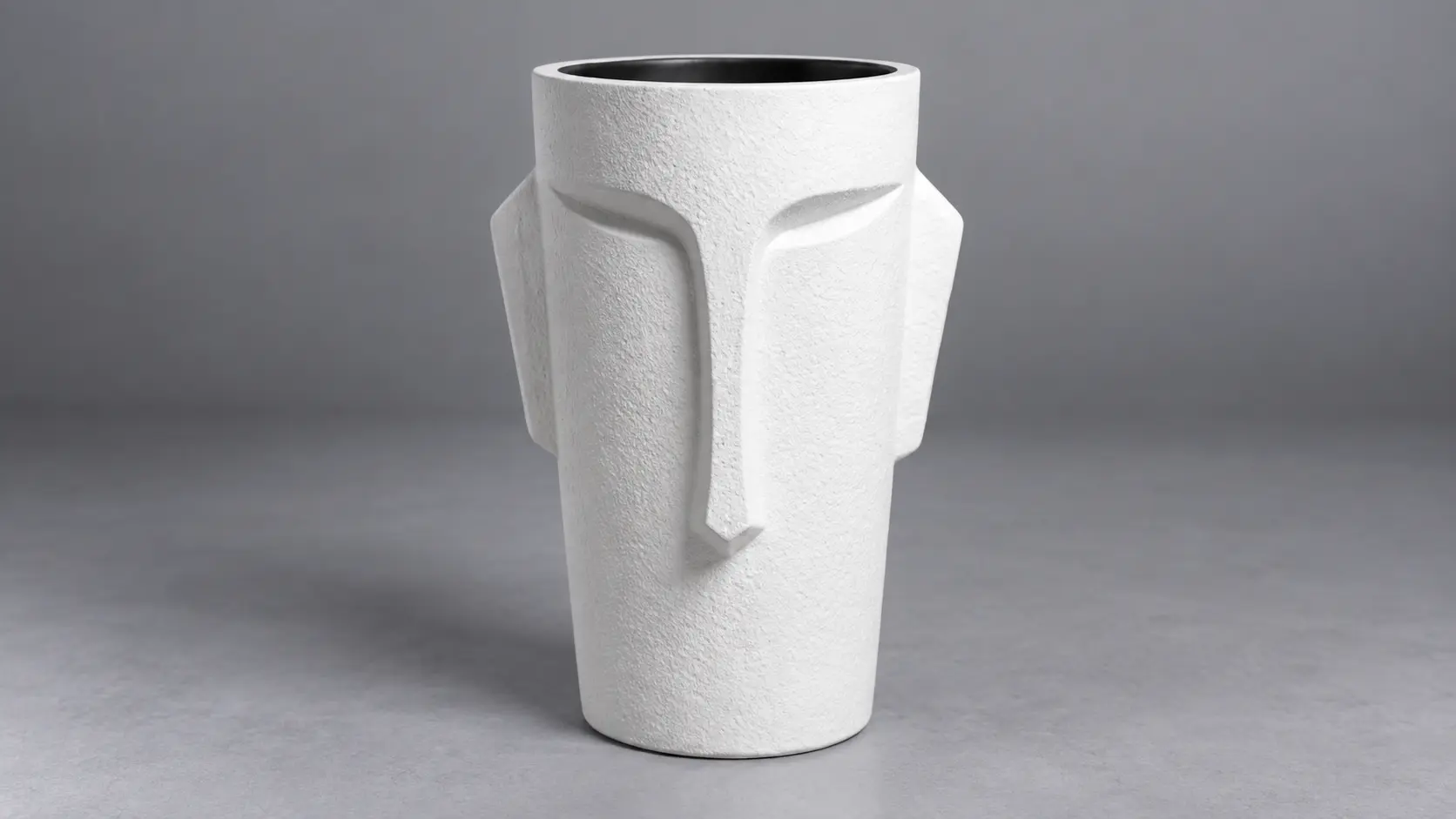 LINEAR FACE VASE (BIG)