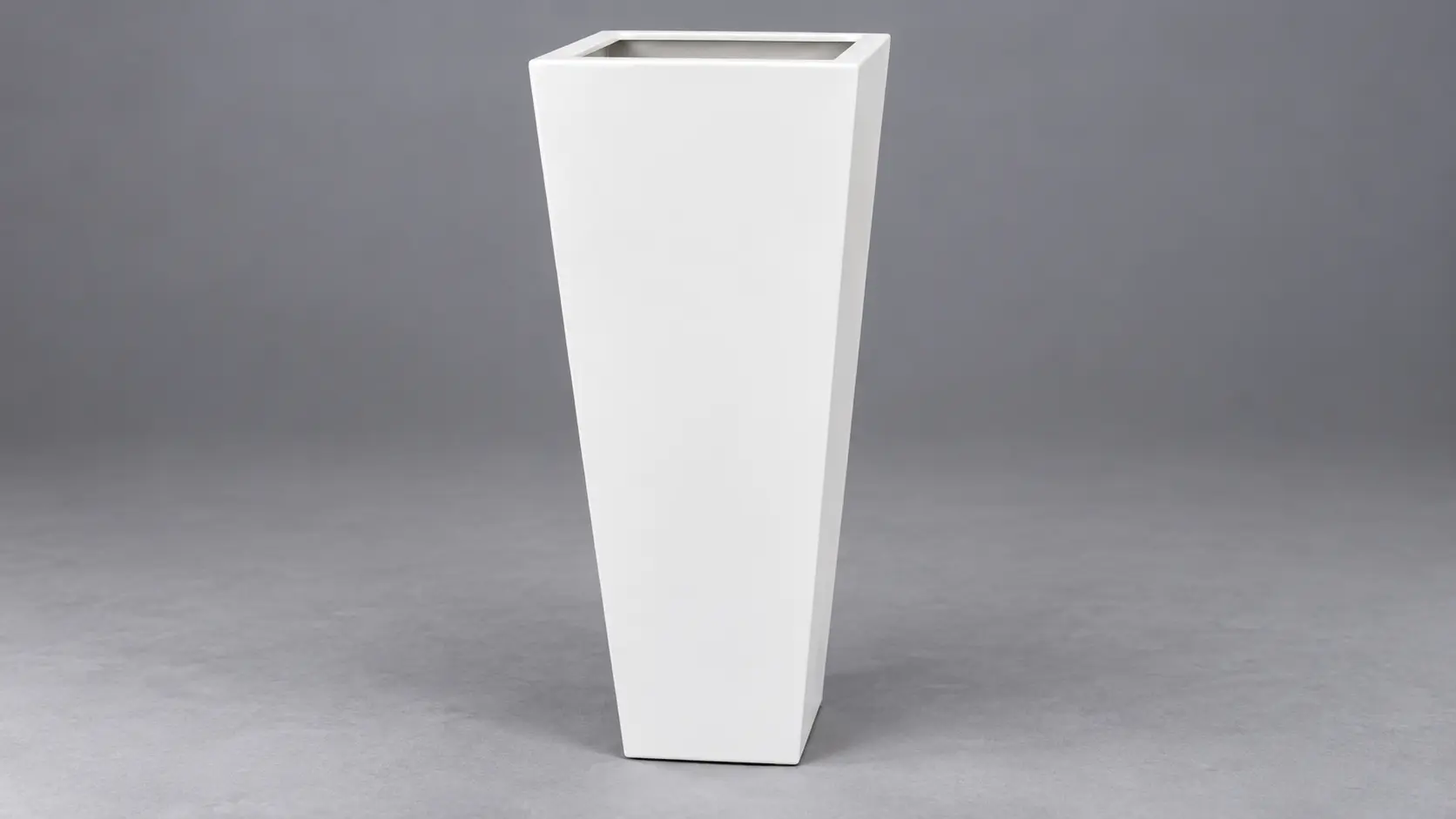 TAPERED VASES (LARGE)